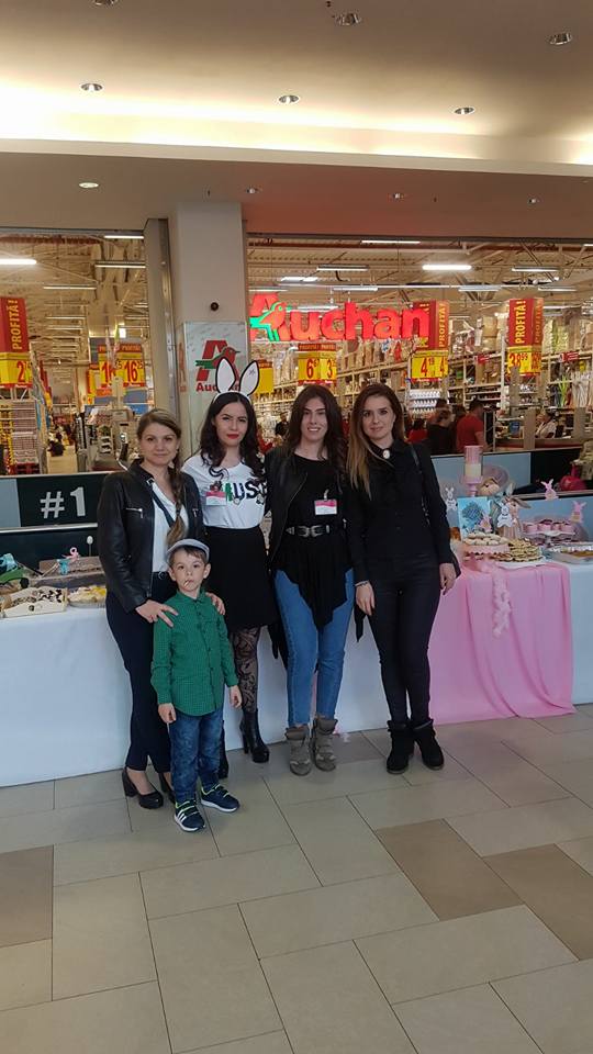 REPORTAJ: Dacă unii pozează în Bunul Samaritean doar de sărbători, ea aduce alinare tot timpul anului| FOTO