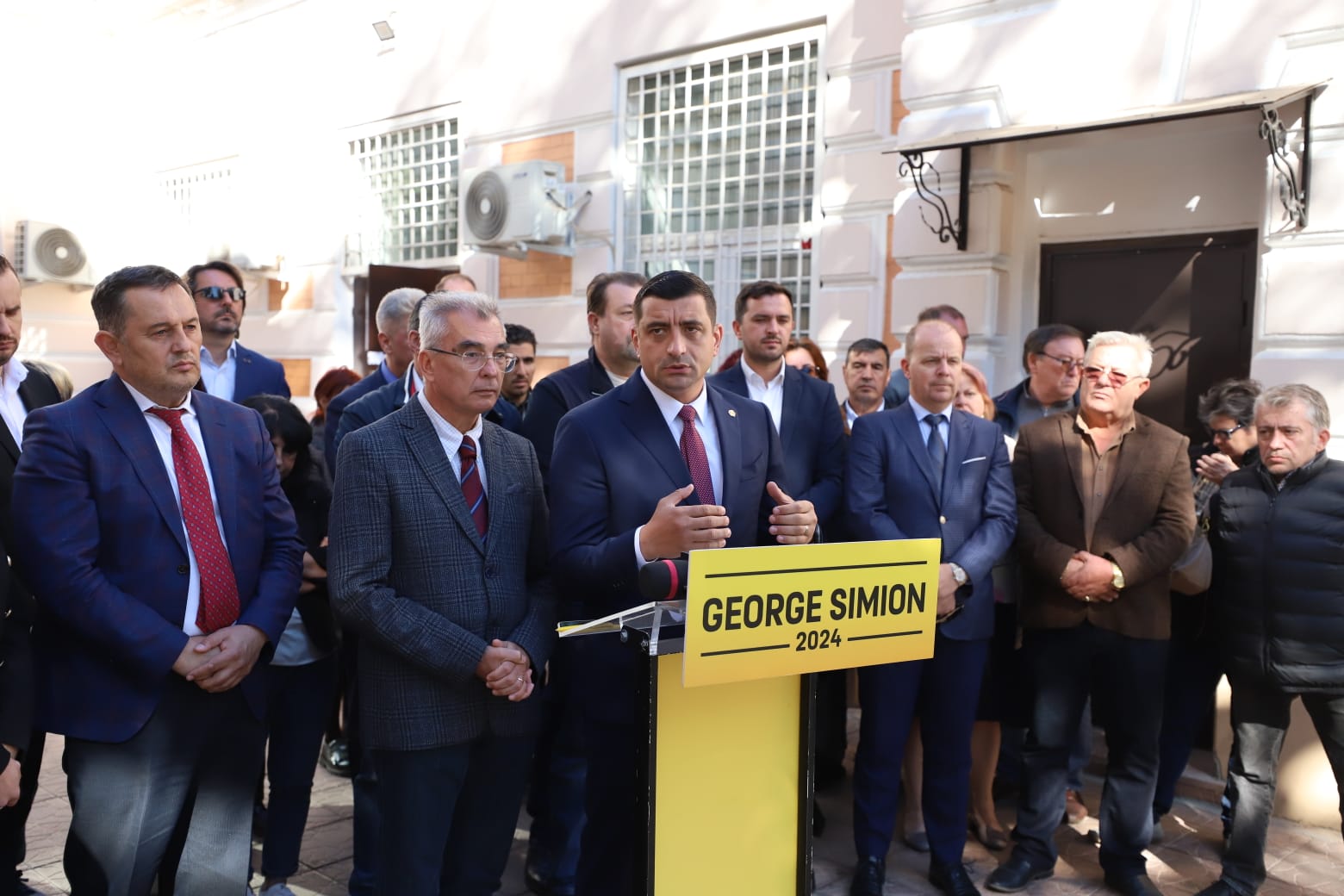 George Simion și Gigi Becali deschid lista AUR la Camera Deputaţilor în București