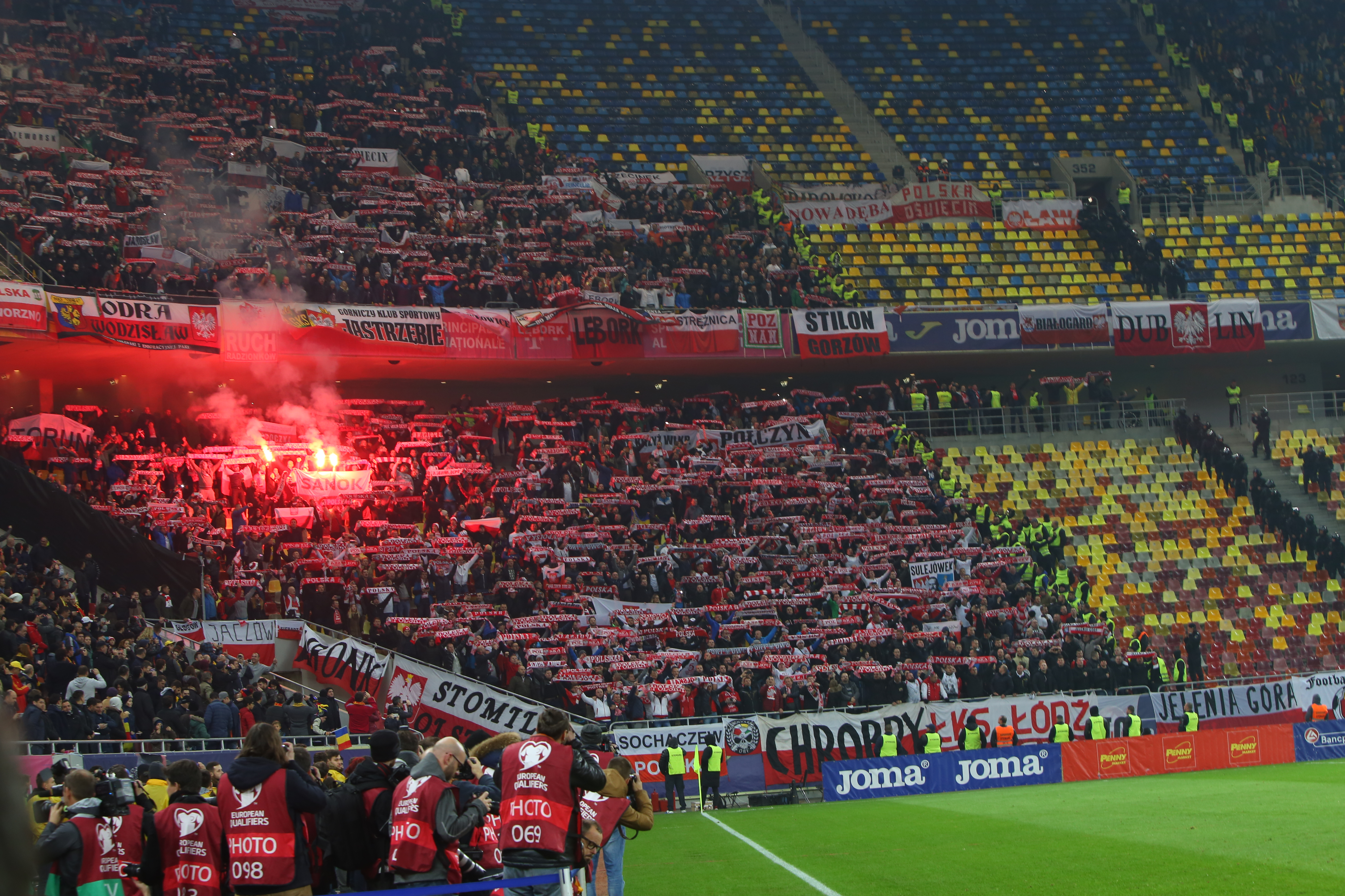 România - Polonia 0-3! Asta DA UMilință! Grosicki și Lewandowski, dublă, ne-au executat! Noi - leșinați, ei - eLEWAți! Petarde în tribune și pe teren | LIVE BLOG