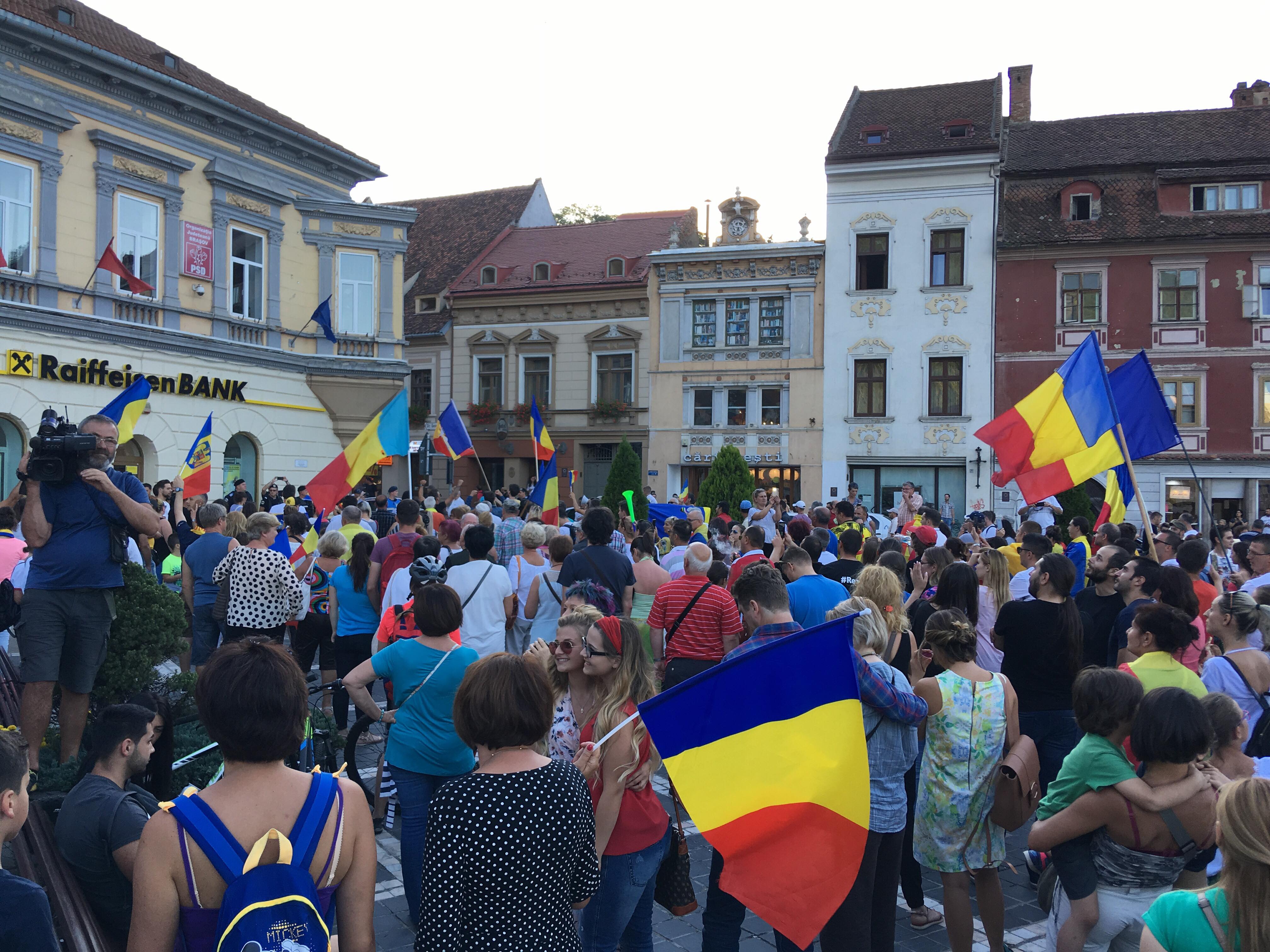 Manifestații de amploare pentru susținerea Mitingului Diasporei de la București în Sibiu, Braşov, Iaşi şi Bistriţa și Timișoara