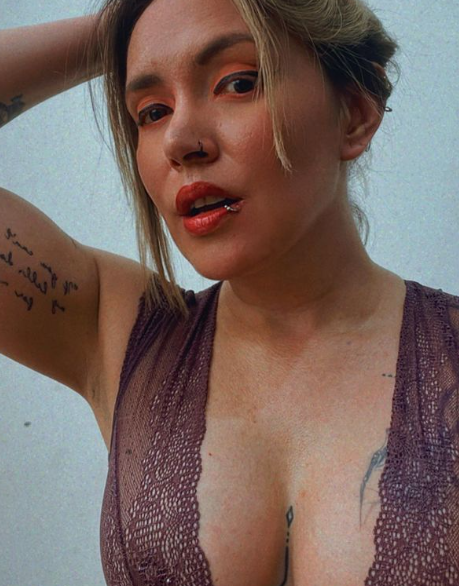 Judecătoarea cu 37 de tatuaje care a încins spiritele în Columbia: „Dacă pozez în lenjerie intimă, încalc demnitatea justiției?”