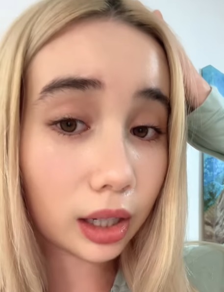 Cine e Lil Tay, care a câștigat un milion de dolari în primele trei ore pe OnlyFans. În 2023 s-a speculat că și-a înscenat moartea pentru publicitate
