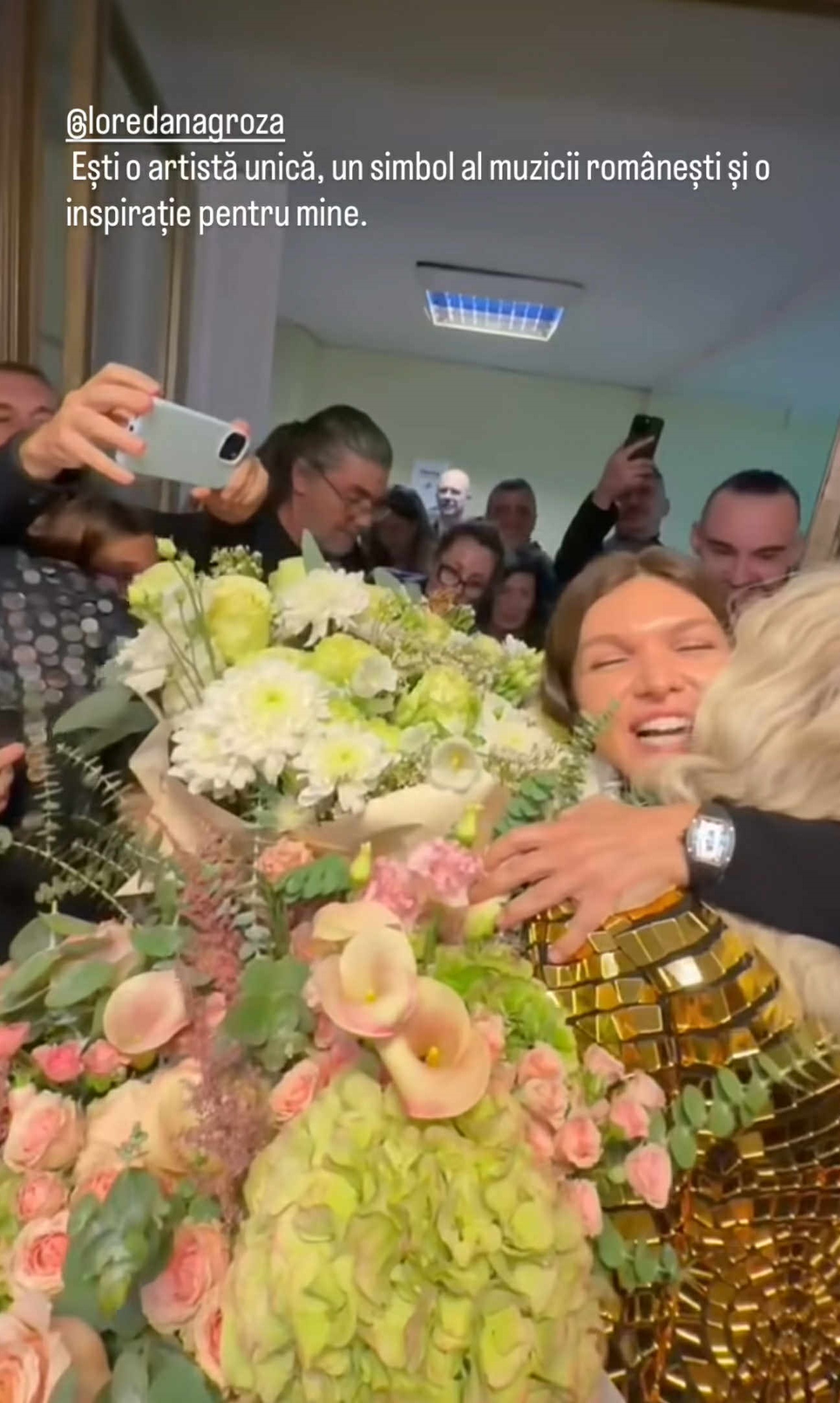 Ce s-a întâmplat cu Simona Halep la concertul Loredanei Groza: „Marea campioană a României”. Întâlnirea din culise dintre cele două