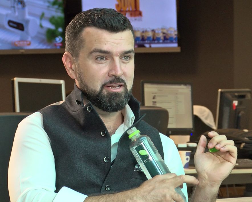 VIDEO EXCLUSIV | Vlad Miriță a rămas cu semn pe viață în urma unui accident. N-o să uite niciodată primul lui concert | FOTO