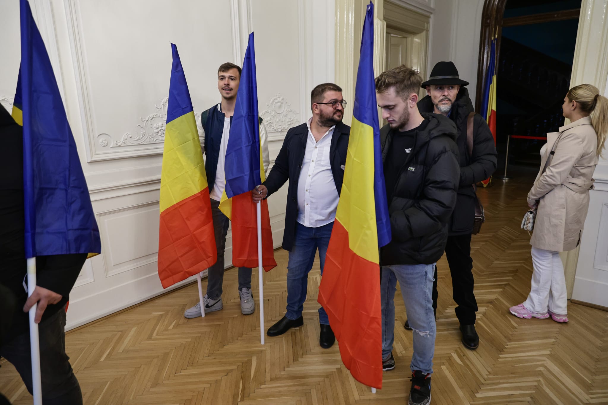 Promisiunea făcută de Makaveli la depunerea candidaturii pentru Primăria București: „Nu sunt olimpic, n-am nici concubină”