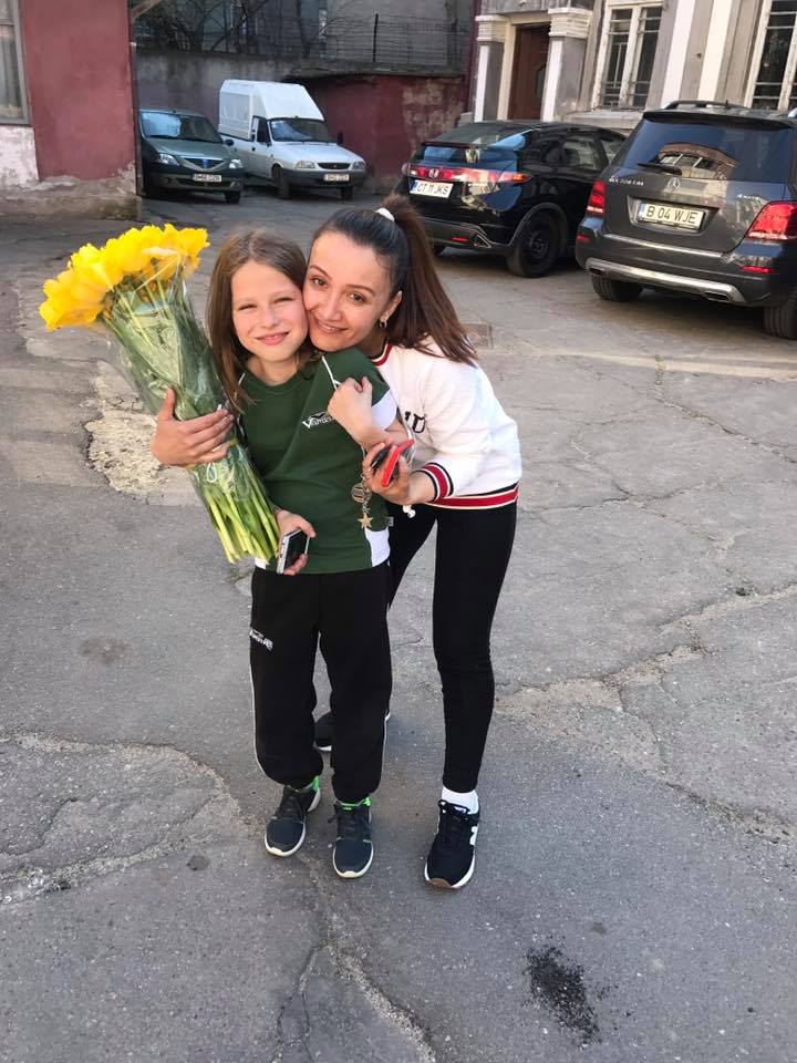O mai ții minte pe Nuți, bona fiului Anamariei Prodan și a lui Laurențiu Reghecampf? Cum arată acum | FOTO & VIDEO