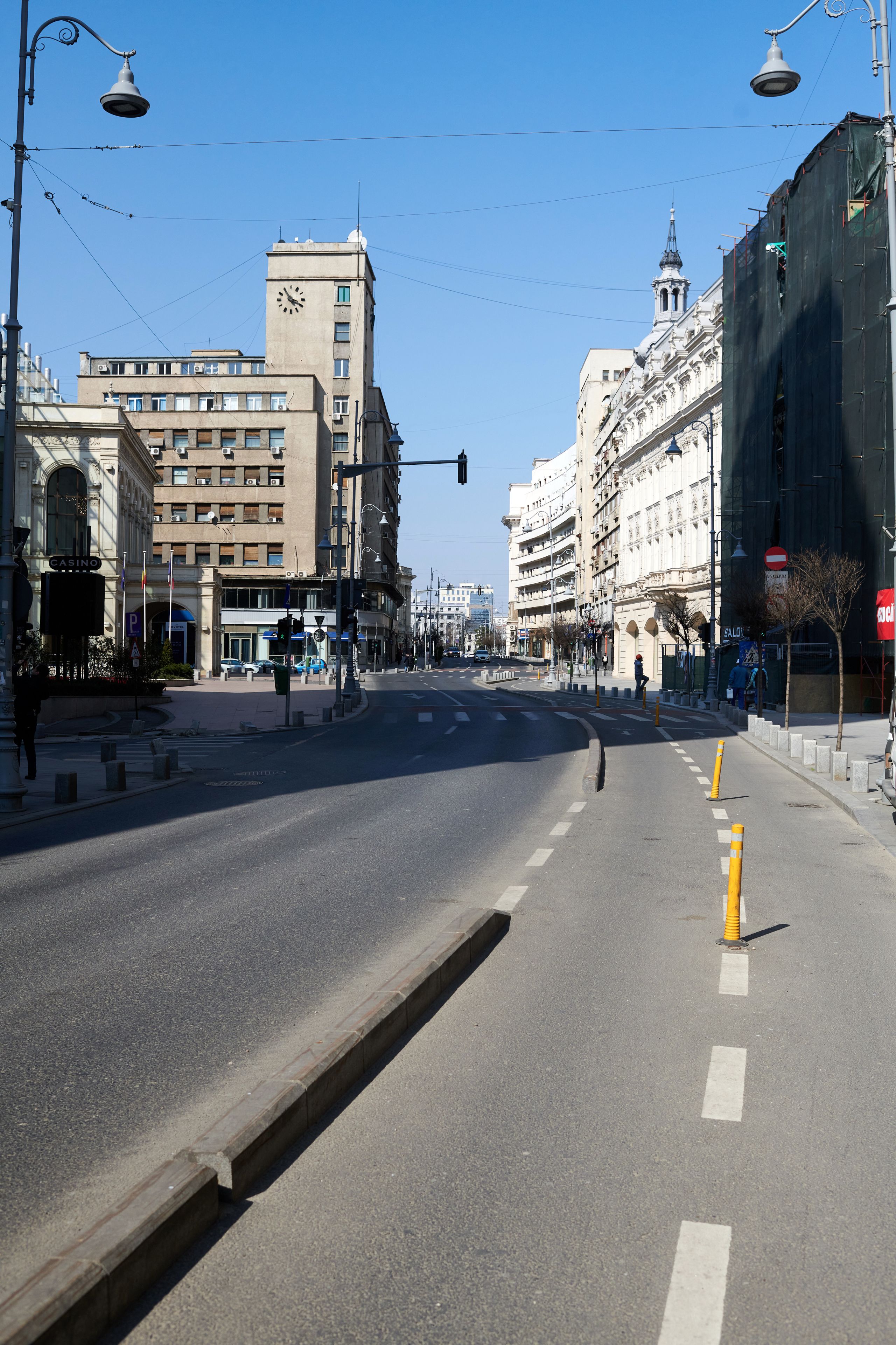 Orașe cu milioane de locuitori, pustiite de coronavirus. Cum arată străzile goale și fără turiști