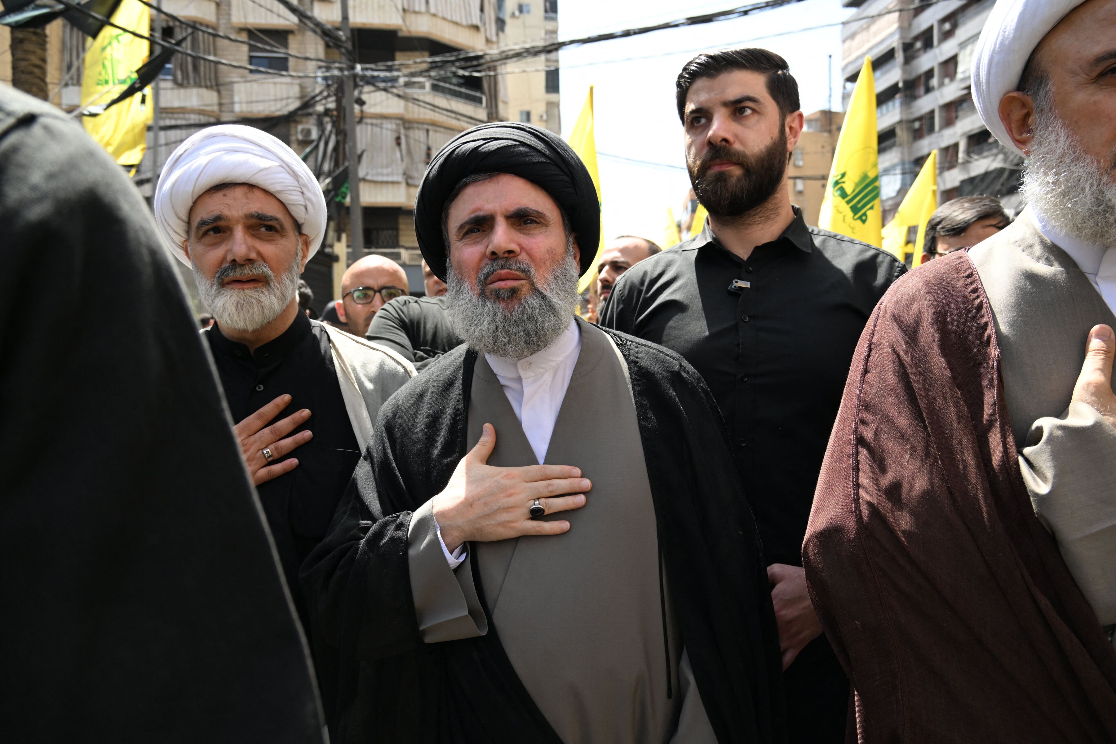 Jurnalista libaneză plânge în direct, când află că liderul Hezbollah a murit: „Tatăl meu, fratele meu, mentorul meu. Și Israelul va plânge la fel ca noi” | VIDEO