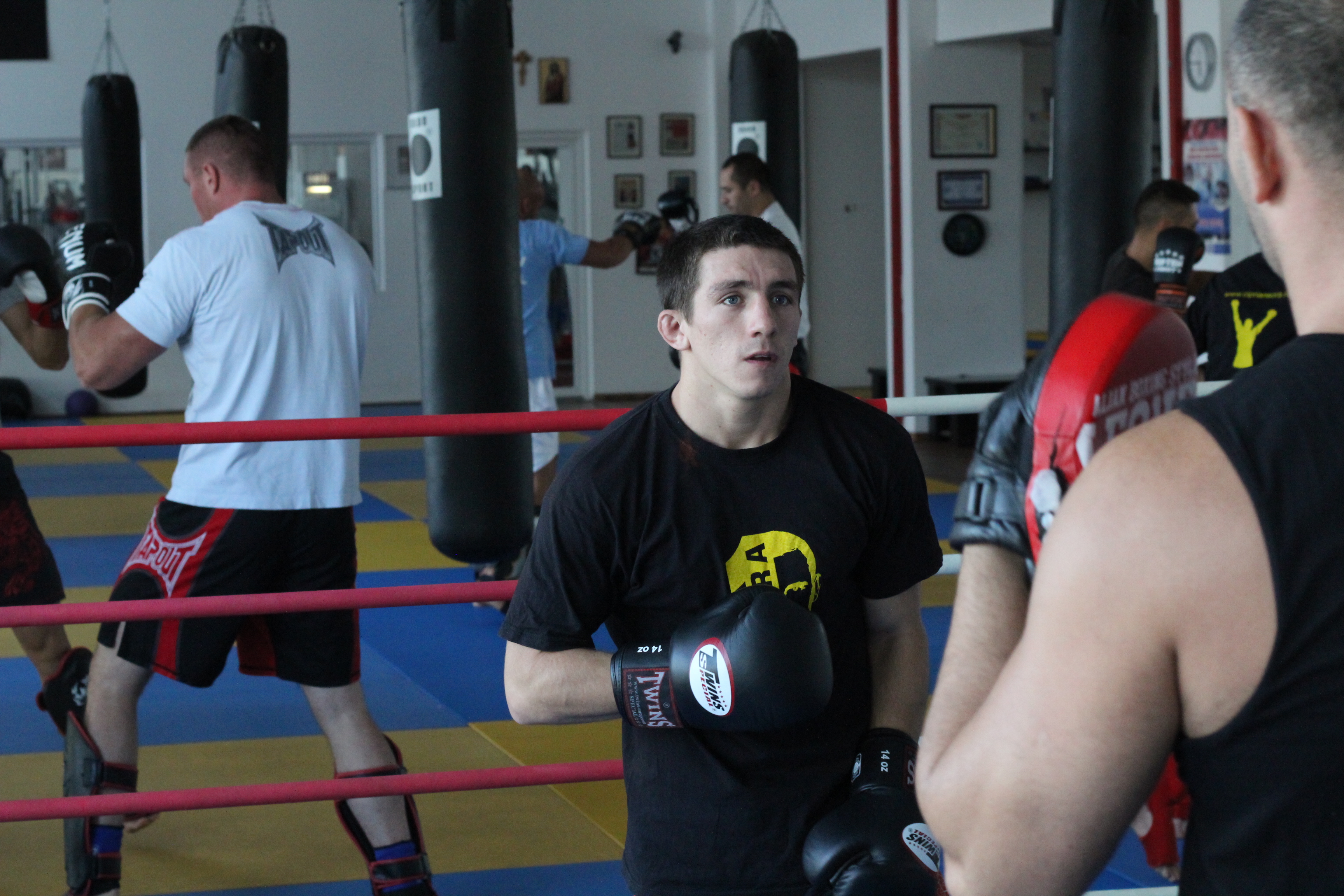 FOTO&VIDEO / Cristian Spetcu, elevul lui Ciprian Sora, este pregătit pentru gala Superkombat din Olanda