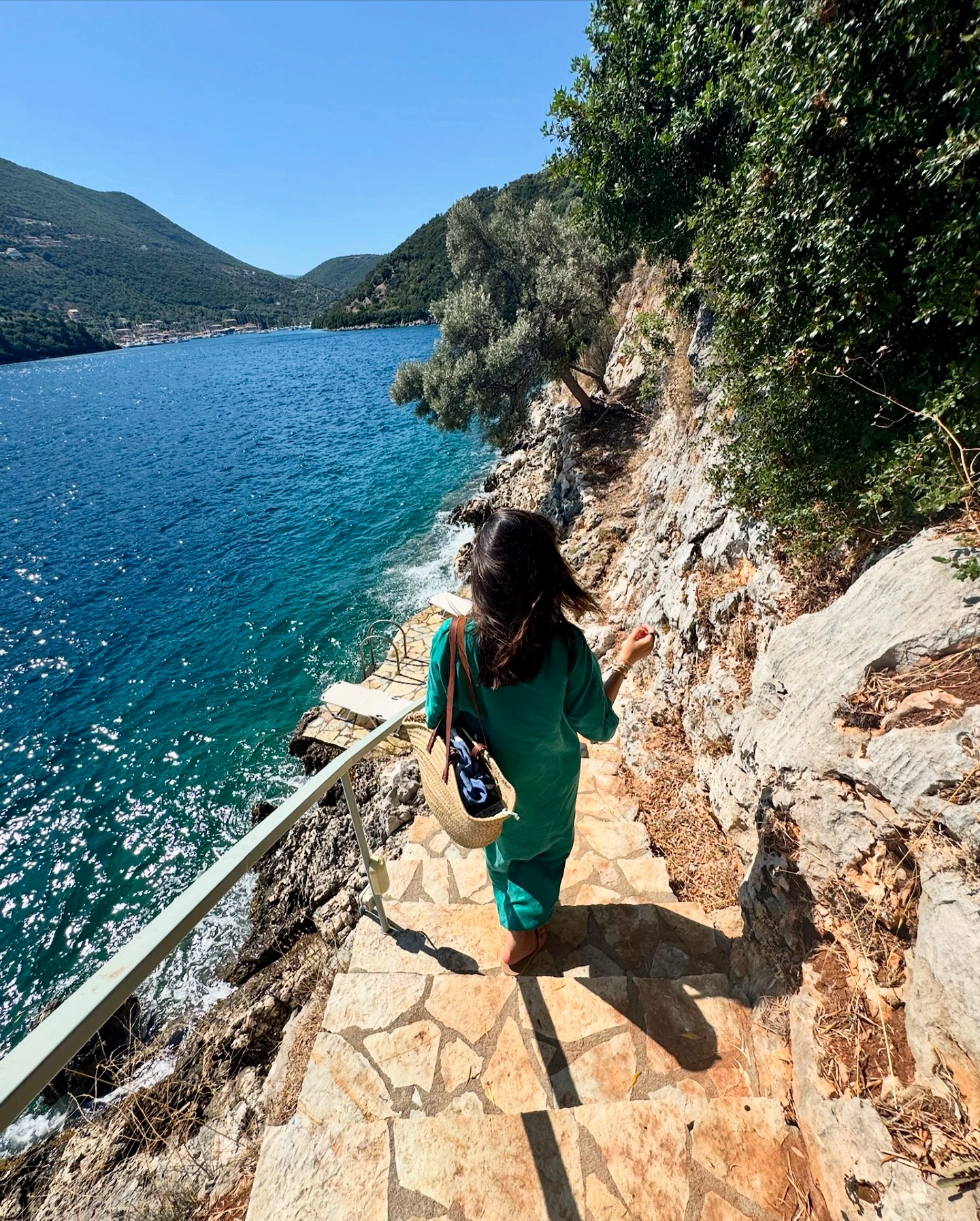 Cum arată Andreea Raicu în costum de baie la 47 de ani. Aflată în vacanță, șapte zile a stat fără telefon: „Simțeam că nu mai pot”