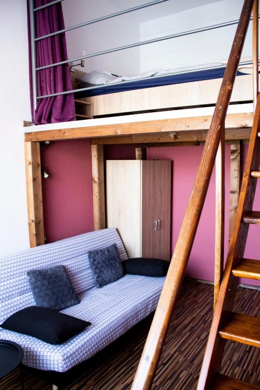 Untold 2022. Așa arată apartamentul de aproape 5.000 de lei/noapte ce poate fi închiriat pe durata festivalului de la Cluj - FOTO