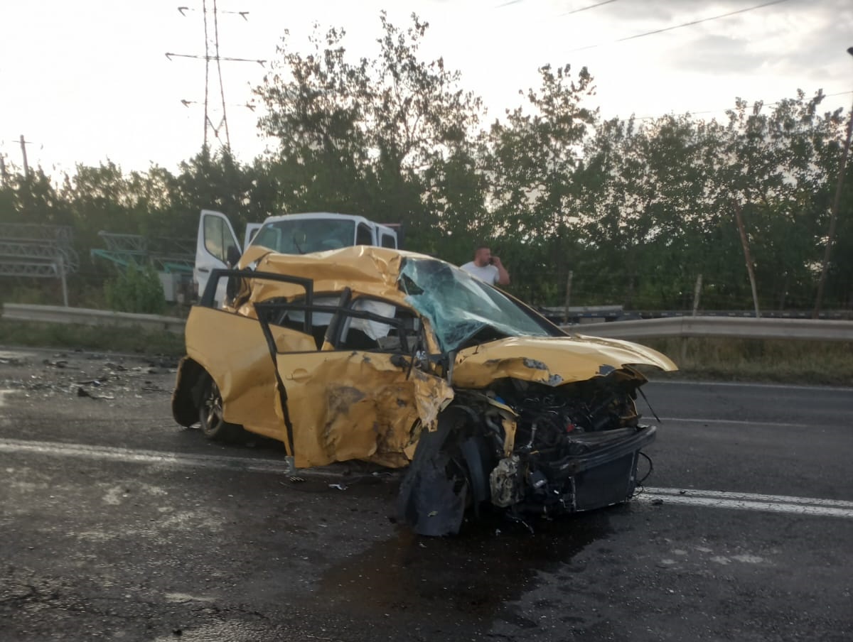 Alin și Alexandra, doi tineri căsătoriți de doar două luni, au murit într-un accident, în Buzău. Tragedia a fost filmată