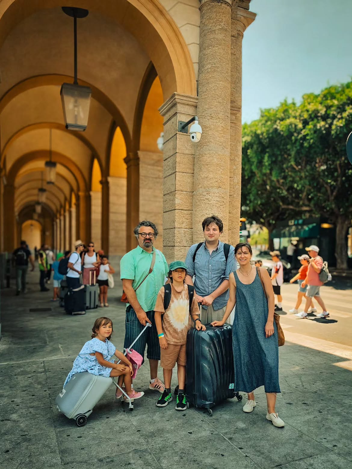 Dana Rogoz, vacanță de poveste cu familia: „Am călătorit cu singurul tren din Europa care se suie pe un feribot”