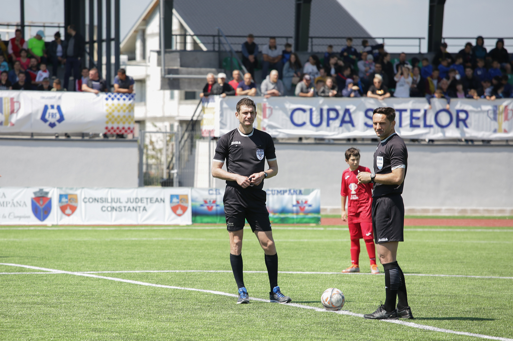 Cât a costat stadionul de la Cumpăna, noul fief al competițiilor de copii și juniori organizate de FRF. Arena a fost inaugurată pe 9 mai