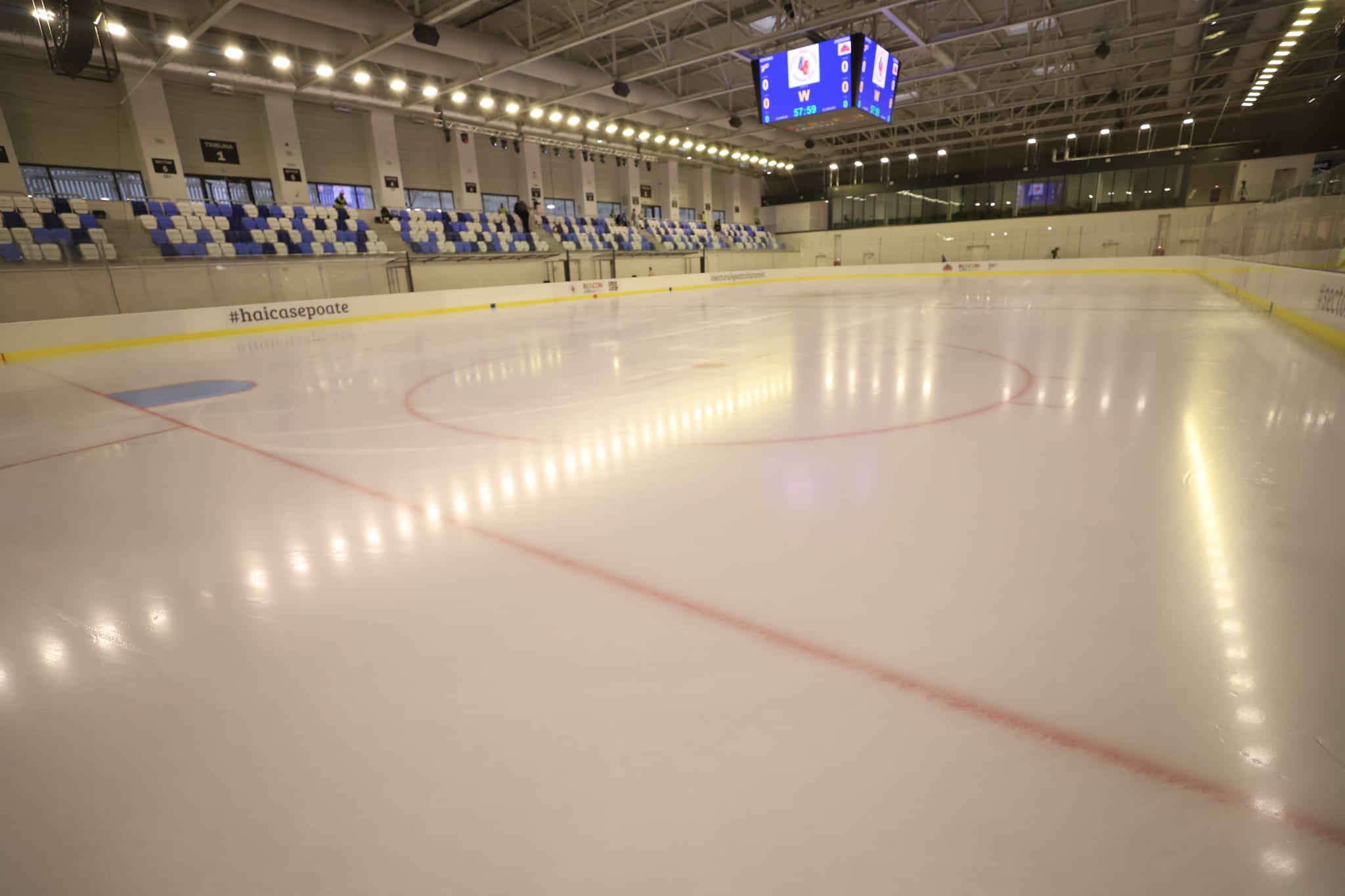 Patinoarul Berceni Arena găzduiește primul meci de hochei din București după 12 ani. Ce se întâmplă cu Patinoarul Flamaropol