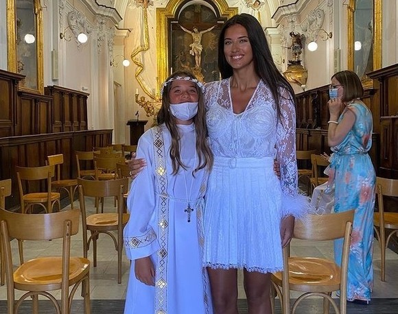 Cum s-a fotografiat Antonia alături de fiica ei, Maya. Artista e în vacanță cu toată familia