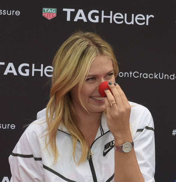 La Paris, rusoaica Maria Sharapova a dat în mintea copiilor / GALERIE FOTO