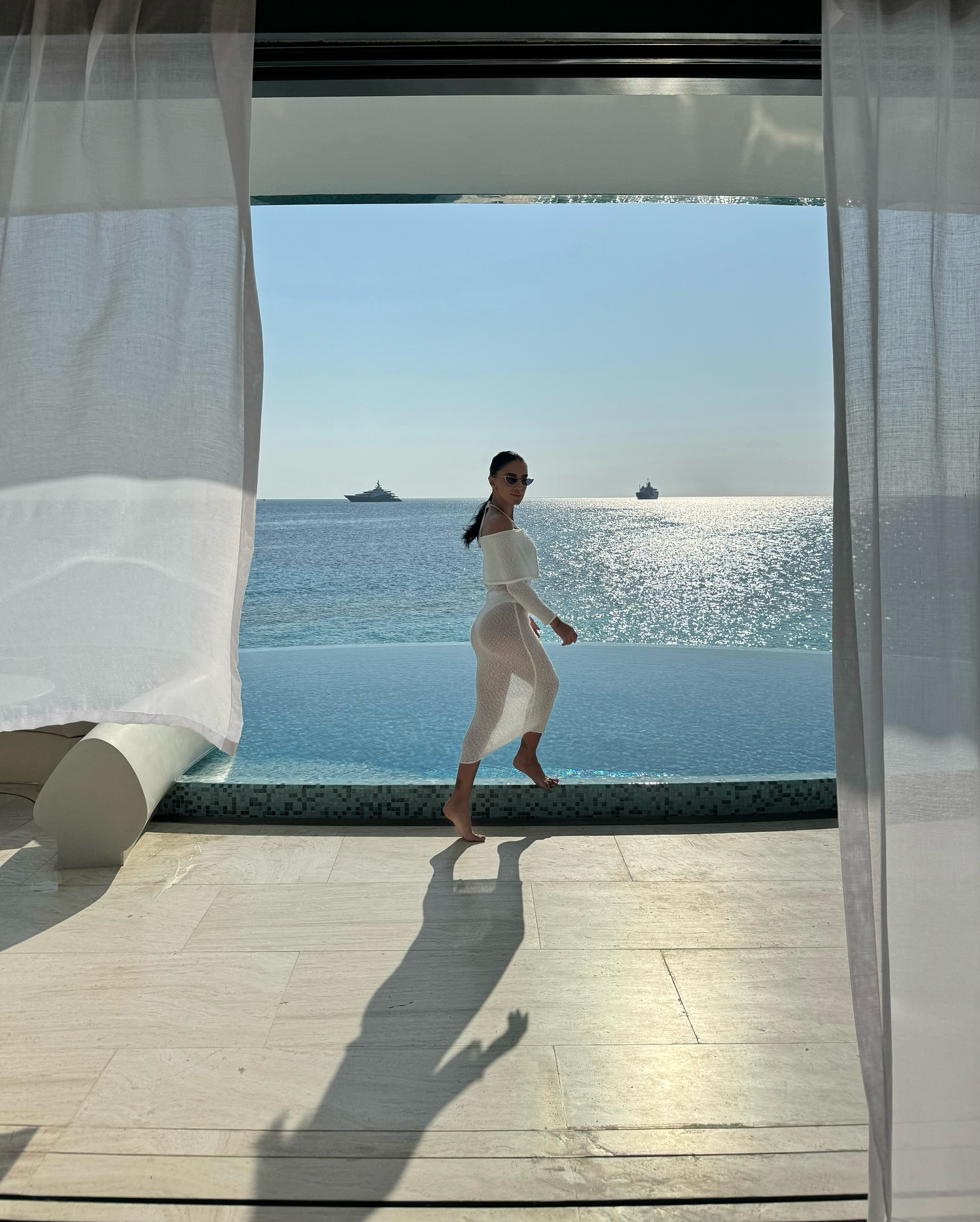 Cât costă o noapte de cazare în resortul de lux din Arabia Saudită unde e Adelina Pestrițu. Fanii au reacționat: „Cred că e de pe altă planetă”