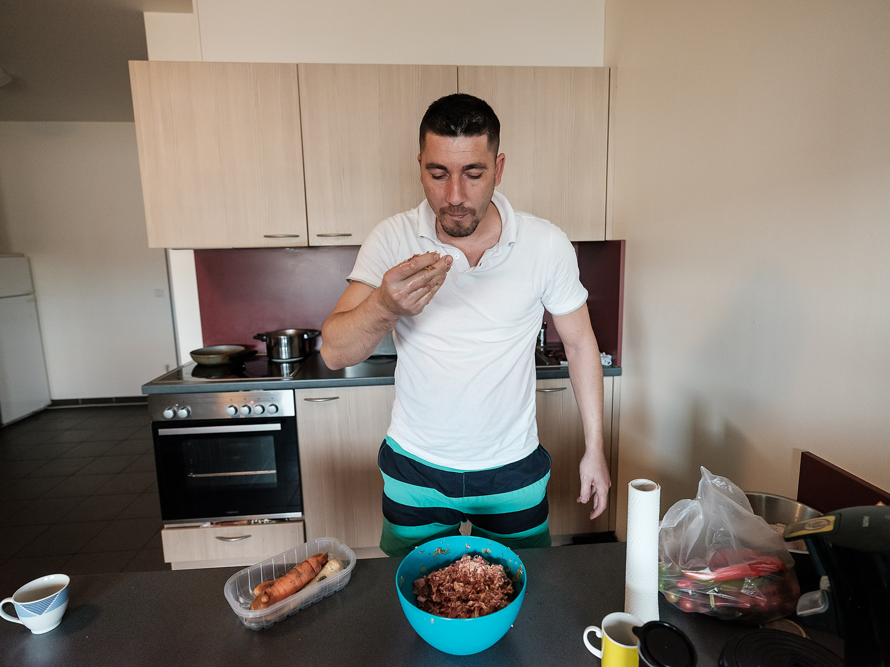 Reportaj din Germania | Părinți și copii despărțiți de granițe: “Avem de toate aici, în afară de copii” și “Când dă prima zăpadă, vine tati meu acasă”﻿