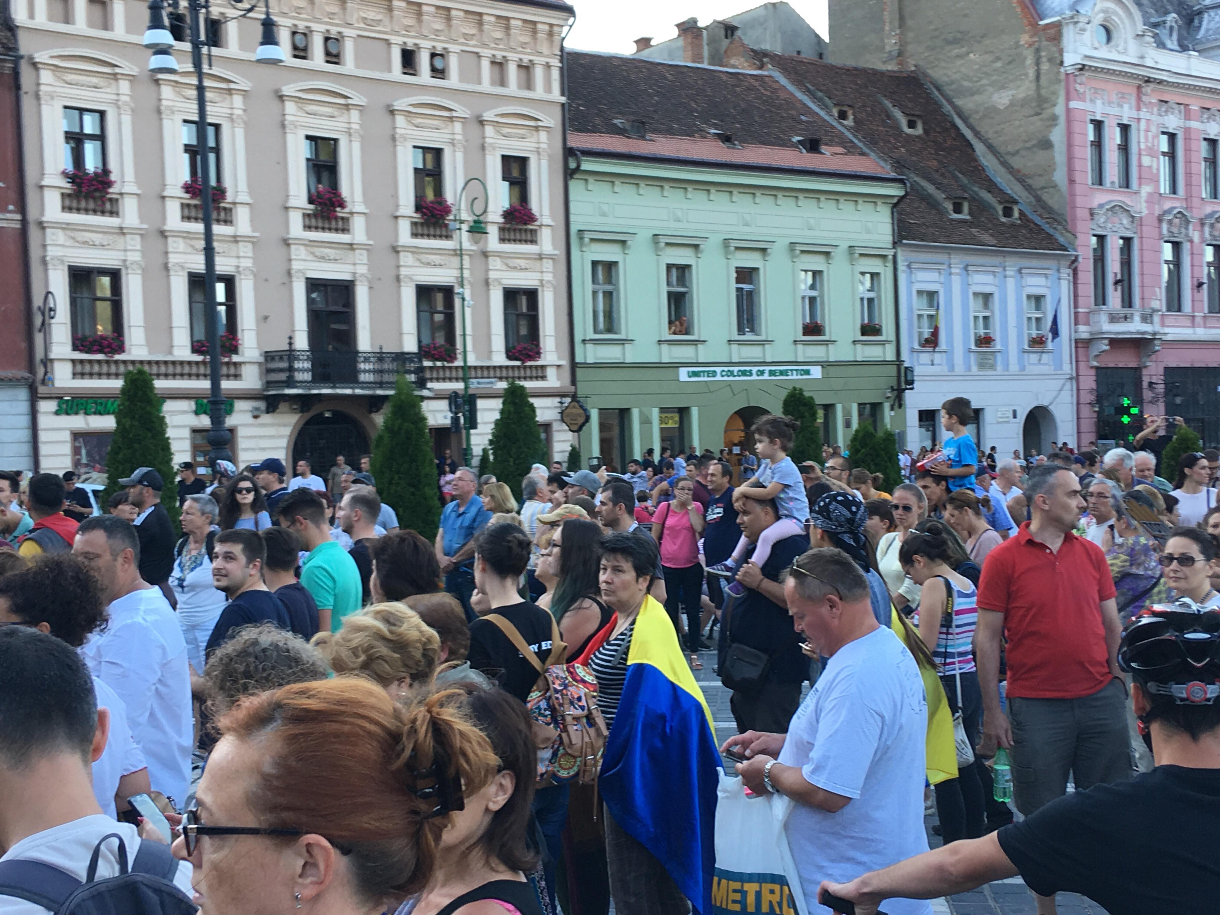 Manifestații de amploare pentru susținerea Mitingului Diasporei de la București în Sibiu, Braşov, Iaşi şi Bistriţa și Timișoara