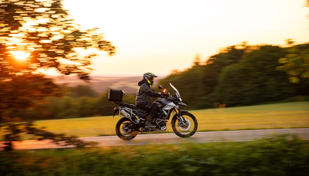 Motorcyclists can take insurance for problems with abroad
