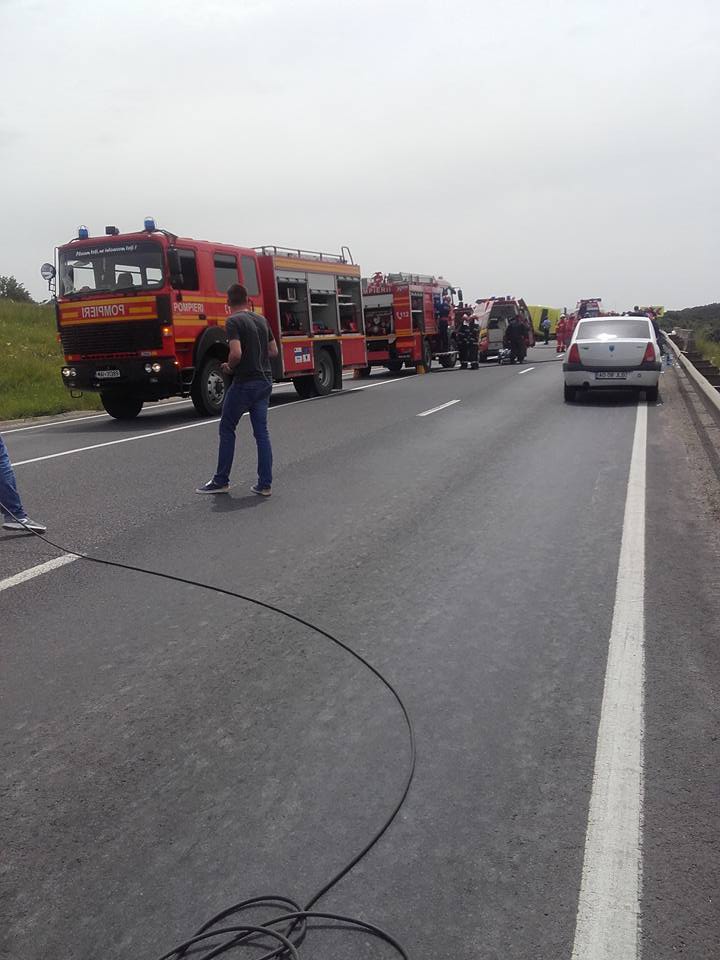 UPDATE | Autocar plin cu minori, implicat în accident la Brașov | 4 persoane au murit! FOTO