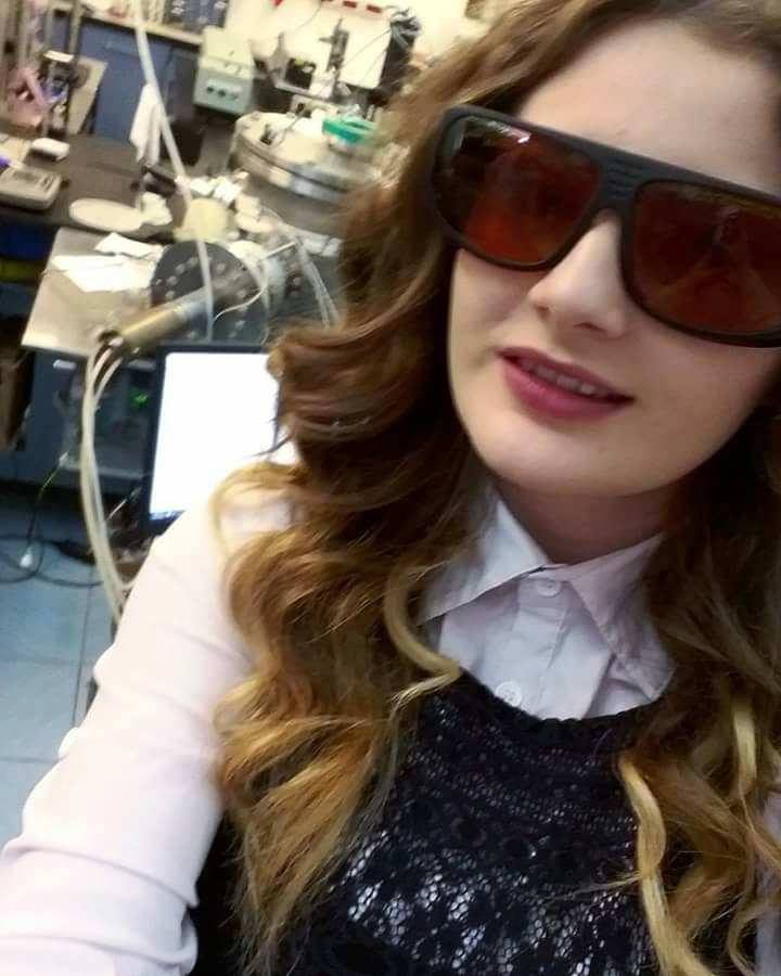 REPORTAJ/ Dalina, copilul care s-a luat la trântă cu viața. Mama a abandonat-o în mâinile unui tată alcoolic: ”Să nu mă priviți cu milă!” | FOTO