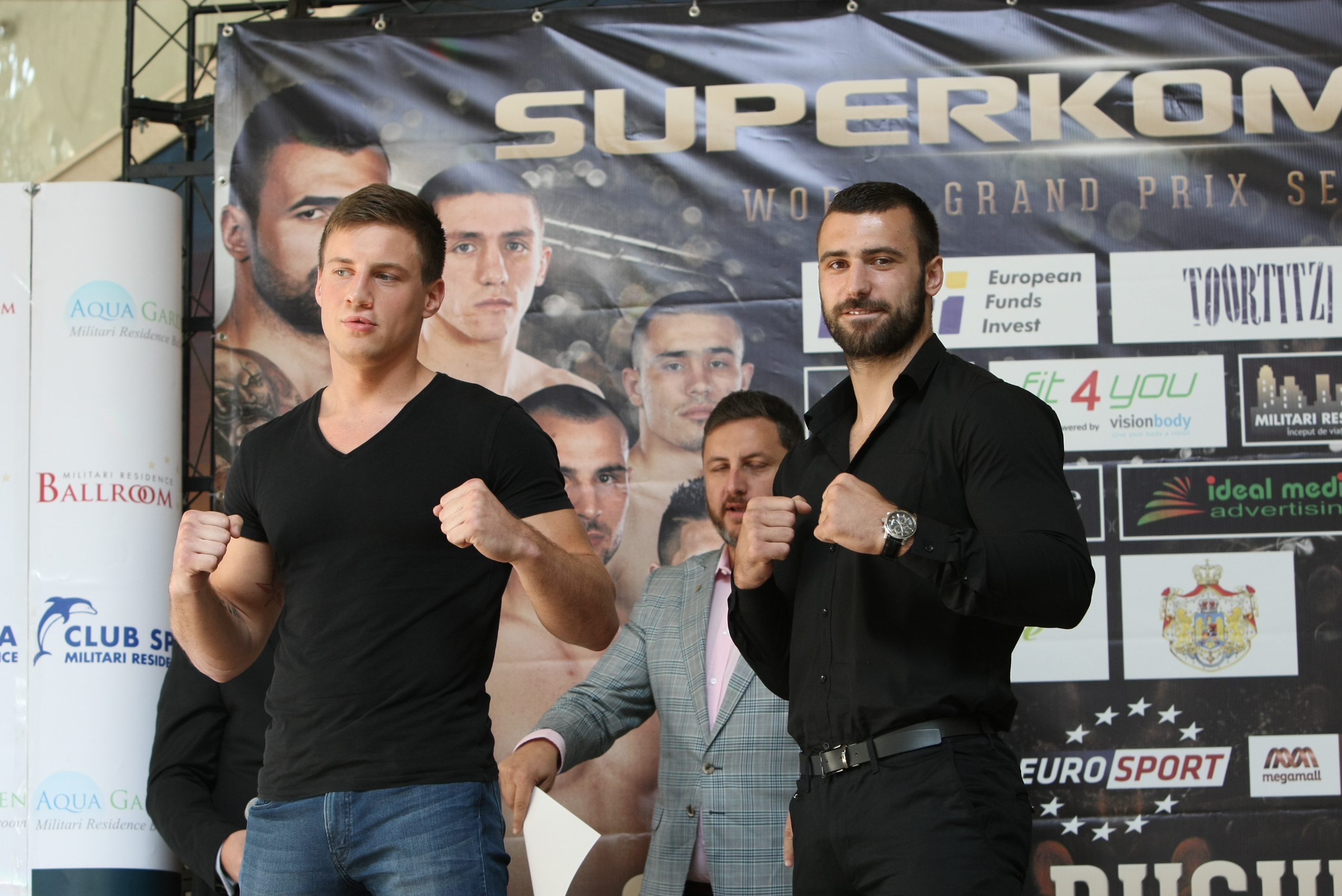 Luptătorii de la Superkombat București au trecut cu bine de proba cântarului oficial / GALERIE FOTO