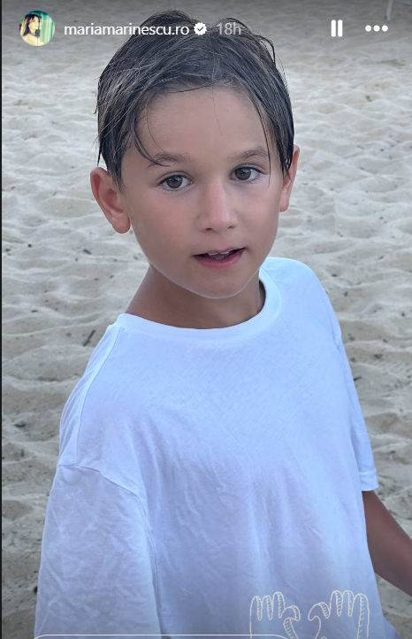 Imagini din vacanță cu familia Mariei Marinescu. Vedeta arată spectaculos în costum de baie