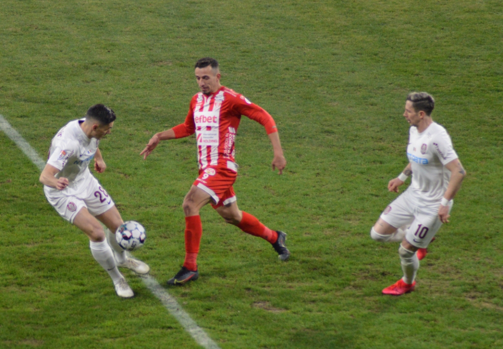 Liga 1, etapa a 26-a. FCSB, salvată de Florin Tănase, în prelungirile meciului cu Mediașul