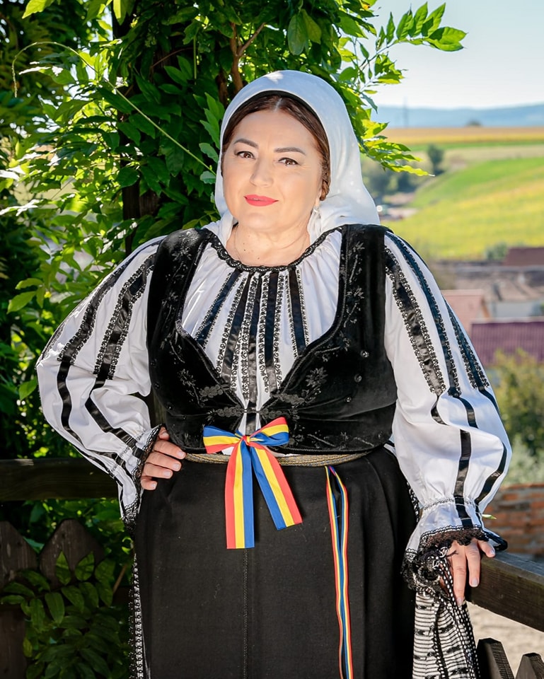 Mariana Anghel a slăbit 43 de kilograme. La ce alimente a renunțat interpreta de muzică populară: „Am făcut și șase luni de terapie”