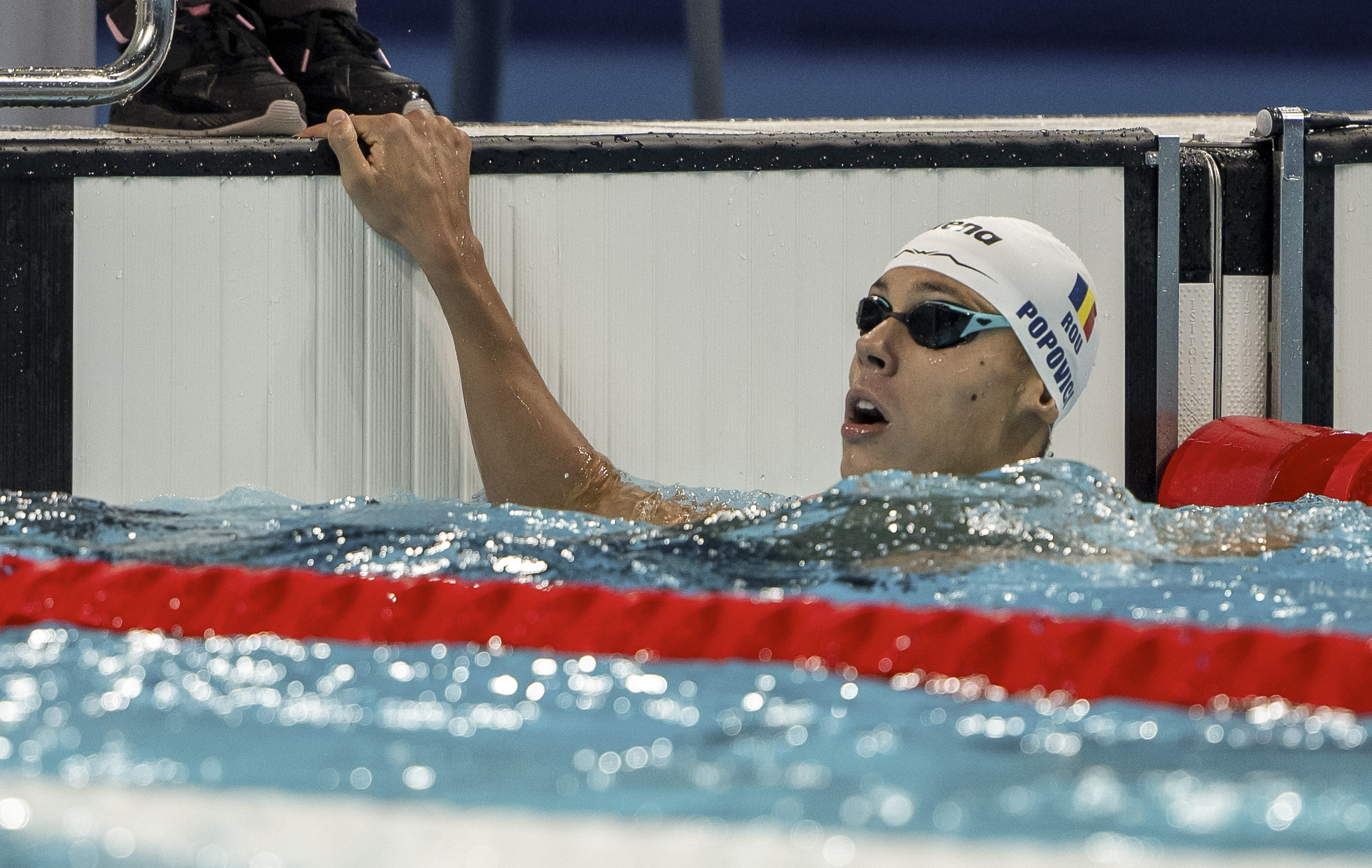 David Popovici, discurs-manifest după bronzul la 100 m liber la JO 2024: „Iarna ne antrenăm într-un balon în care ne-am obișnuit cu frigul și în care un om normal se sufocă după trei minute!” | VIDEO