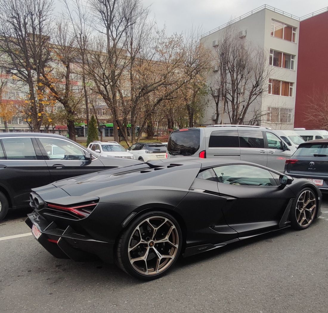 Mașina de peste 1.000 de cai-putere înmatriculată recent la RAR, în București: „Un mic impediment ar fi prețul”