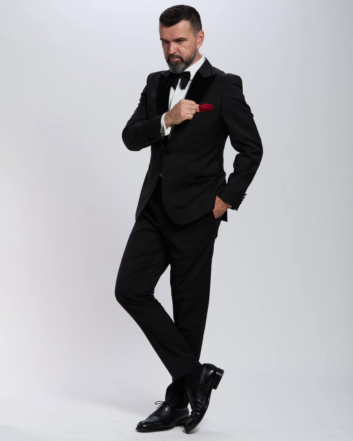 Vlad Miriță prezintă Festivalul Mamaia 2026 alături de Anca Țurcașiu. Tenorul revine după 24 de ani de la debut