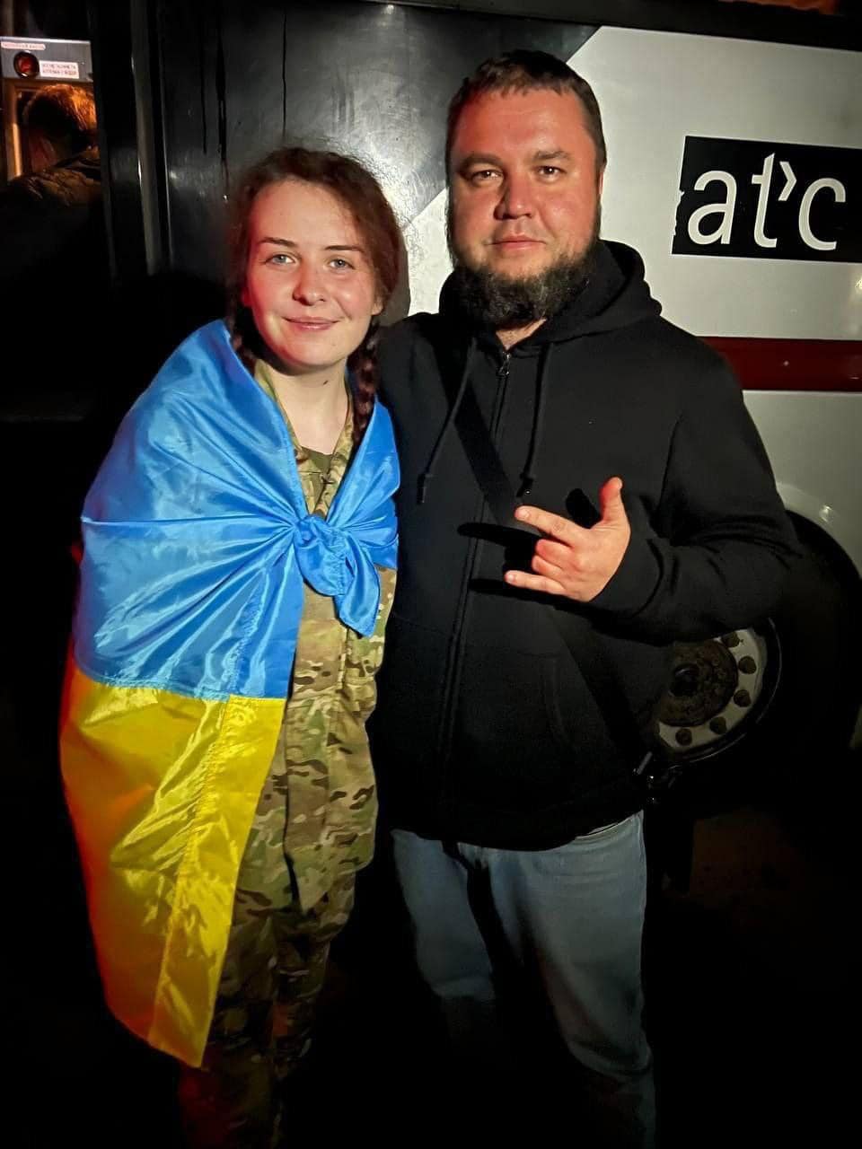 Rușii au eliberat-o pe Ekaterina, „Pasărea Mariupolului”, tânăra de 21 de ani filmată în timpul luptelor din uzina Azovstal cântând imnul Ucrainei