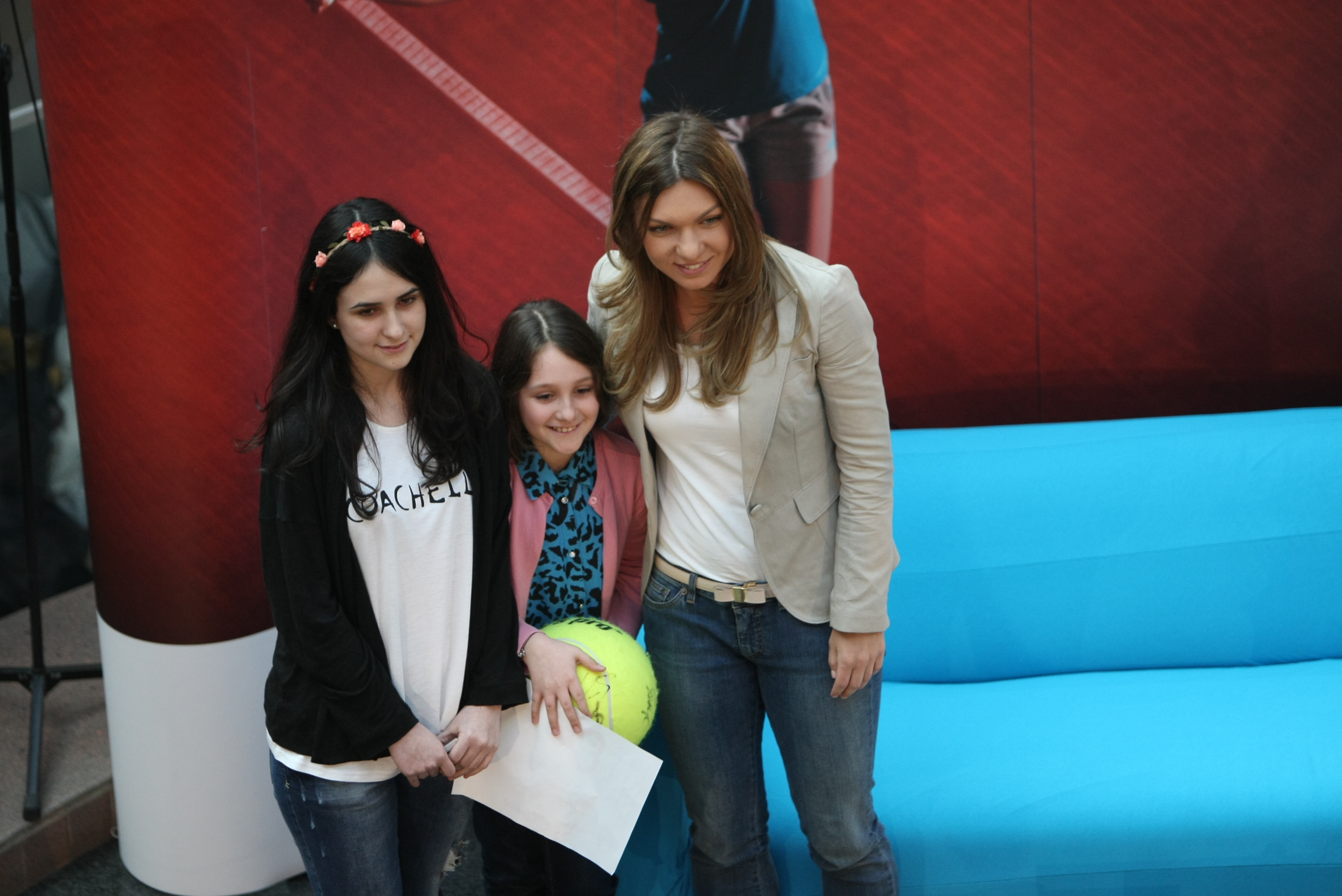 Simona Halep, sexy și valoroasă! A făcut senzație la mall / GALERIE FOTO