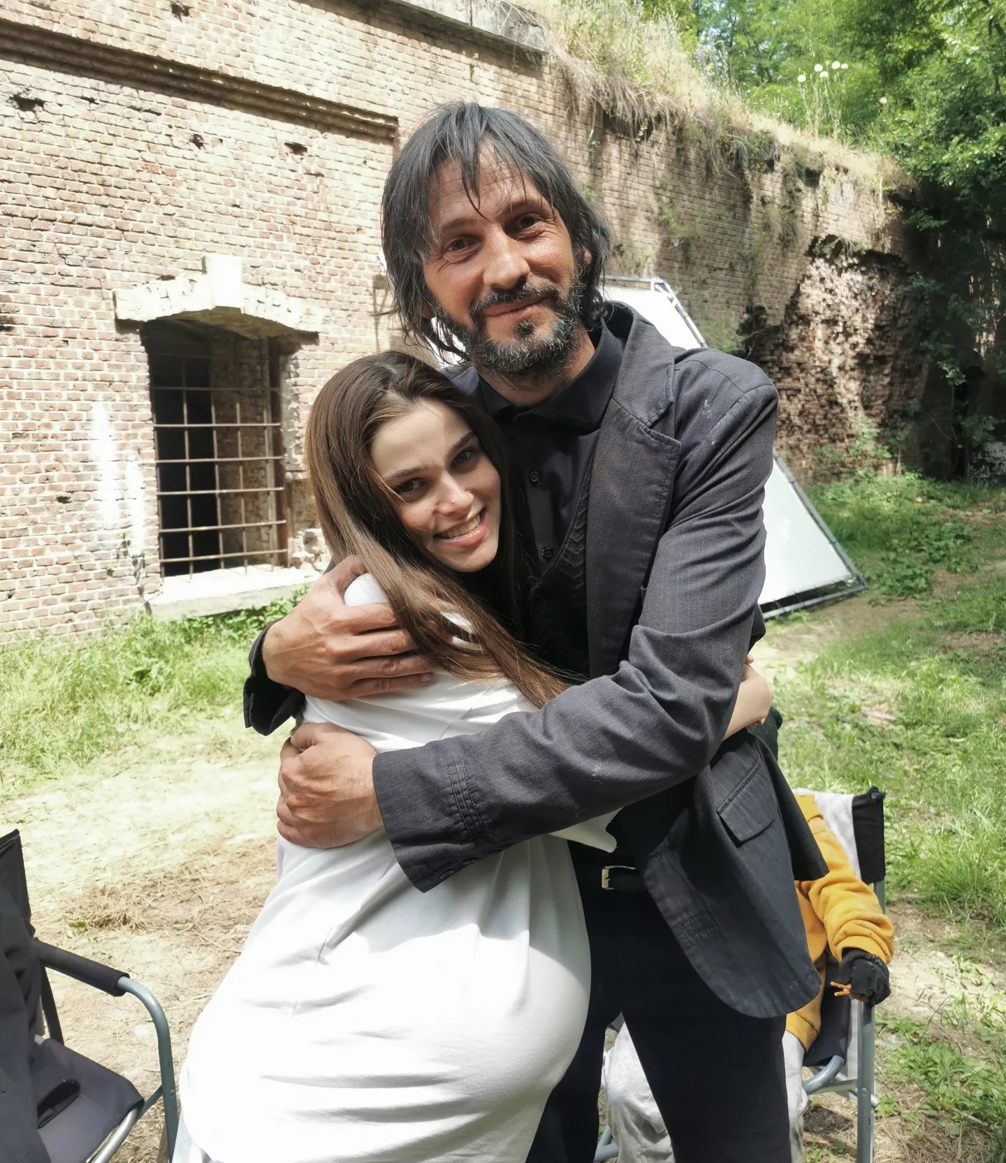 Serialul „Clanul” l-a marcat și fizic pe actorul Bogdan Farcaș. „Deodată m-am simțit șchiop” /VIDEO EXCLUSIV