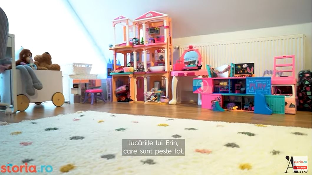 Imagini din noua casă a lui Sore: „Partea de jos este genială”. Artista a locuit cu chirie