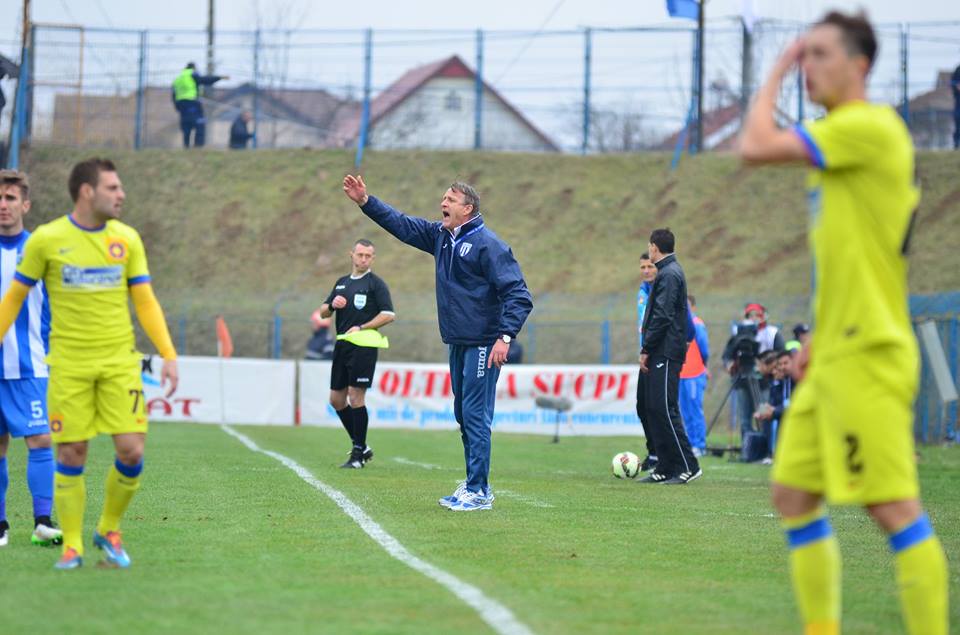 CSU CRAIOVA - STEAUA 0-0. AutoBAZA pe arbitru! / FOTO&VIDEO