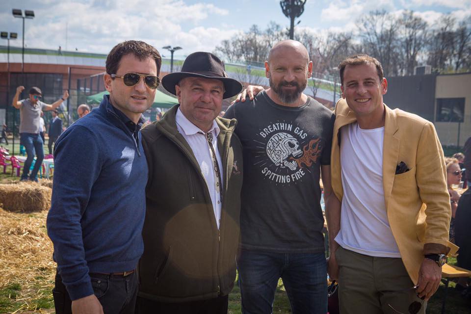 Cât costă să joci fotbal la școala lui Bogdan Stelea / GALERIE FOTO