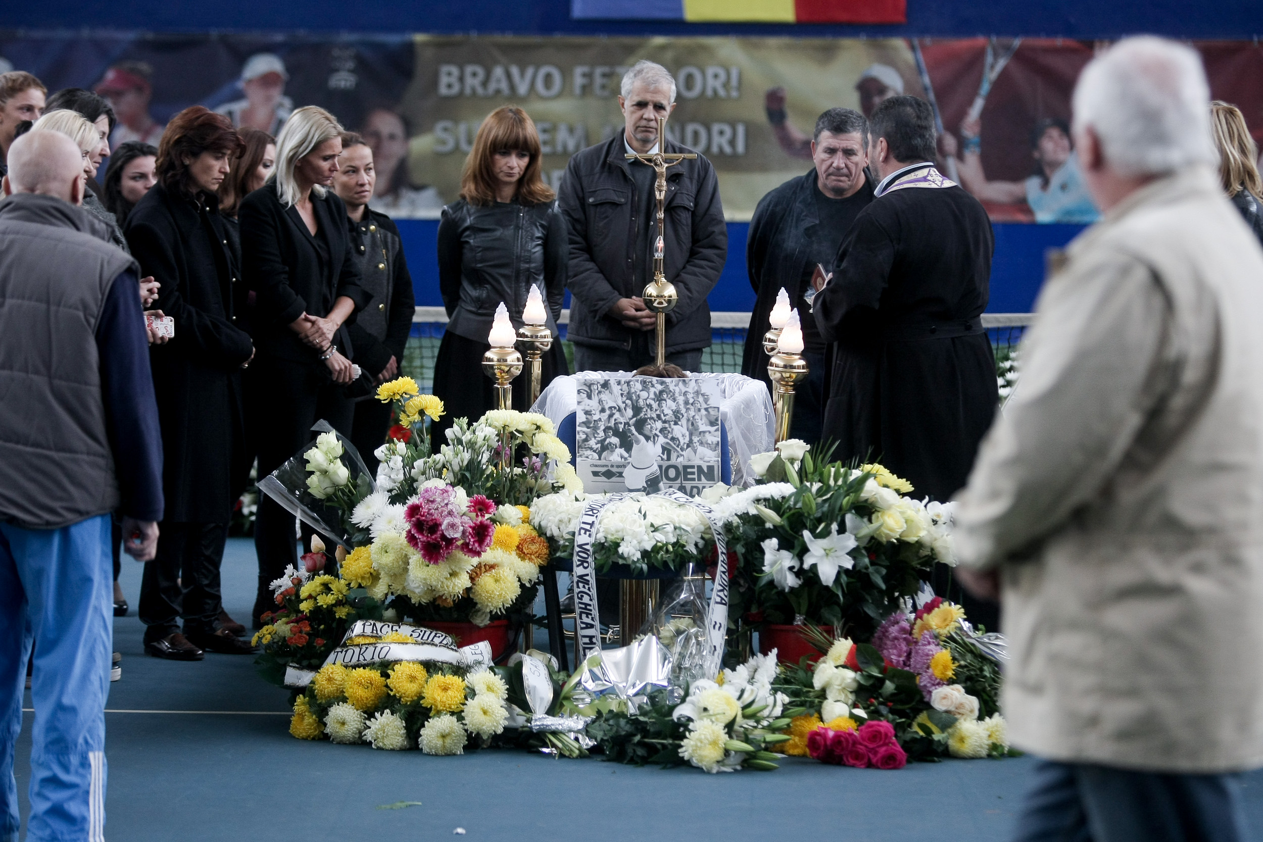Lumea sportului și-a luat rămas bun de la Florența Mihai, cea care a descoperit-o pe Simona Halep și a antrenat-o pe Irina Begu. ^Mesaje emoționante de la cele două sportive pentru fosta mare jucătoare și antrenoare / FOTO