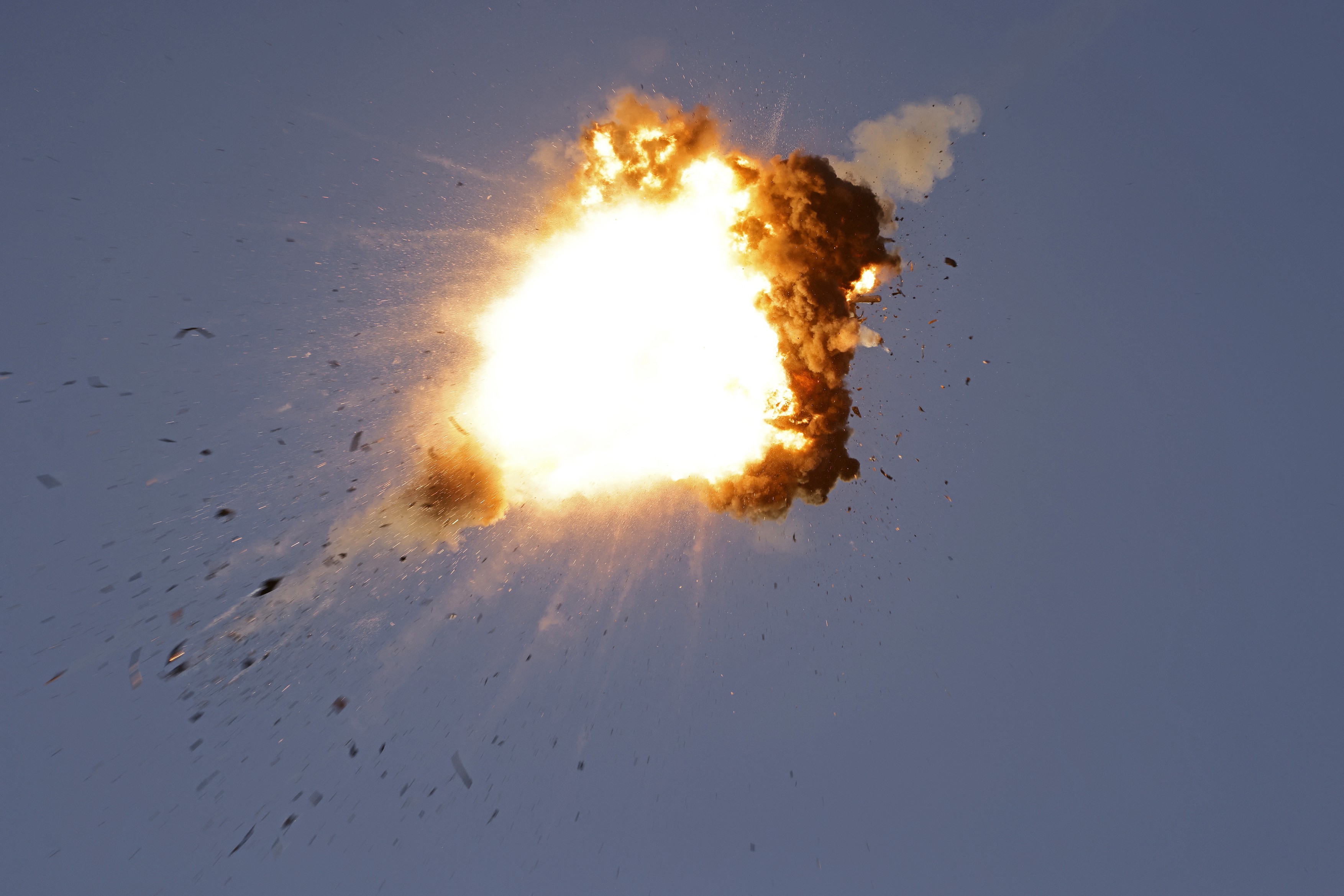 Armata israeliană spune că circa 100 de avioane din flota sa au distrus mii de lansatoare de rachete Hezbollah, cu puțin înainte de atacul grupării șiite