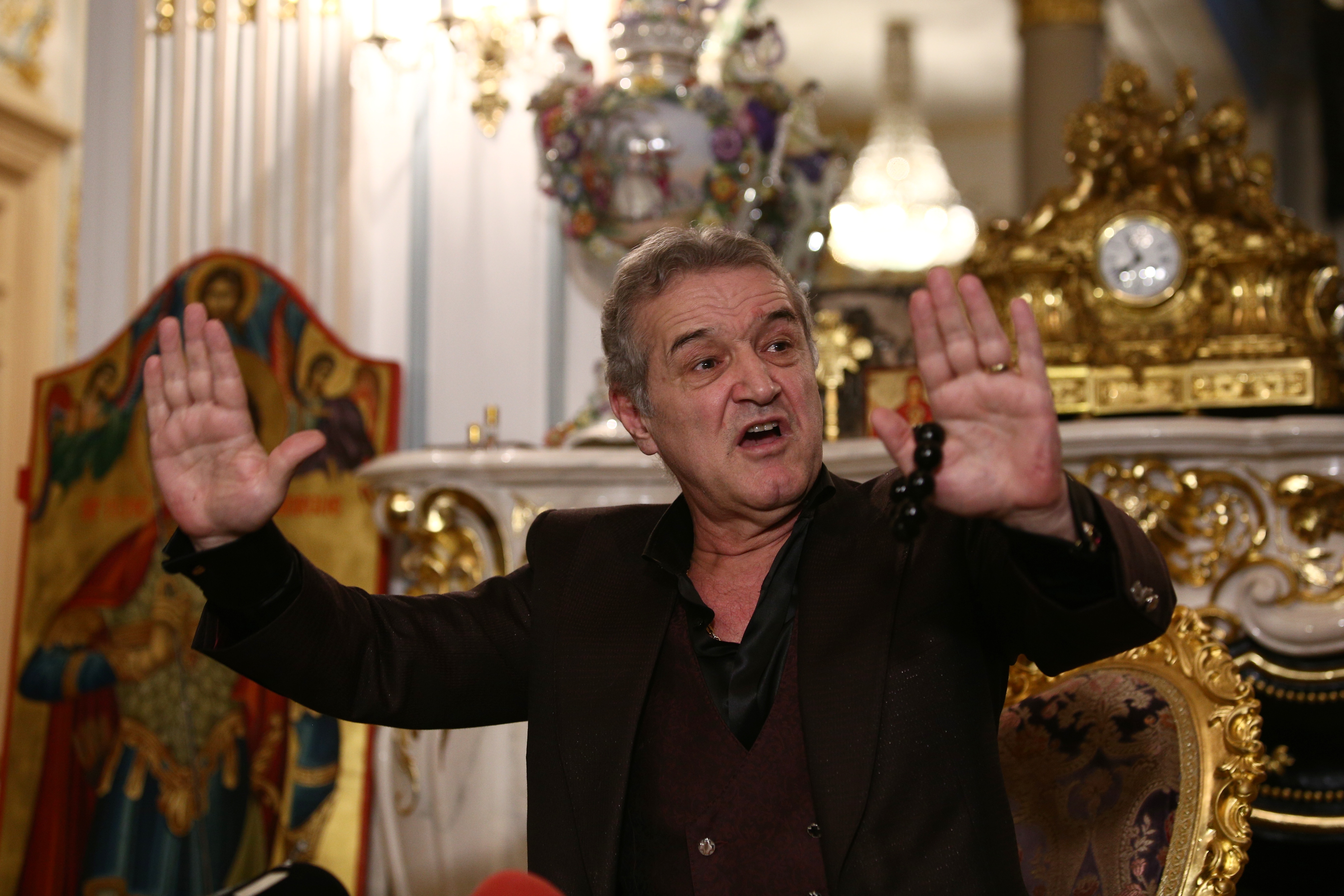 Misoginul Gigi Becali, în atenția CNCD. ”Eu nu stau la stăpânirea unei femei niciodată” / GALERIE FOTO&VIDEO