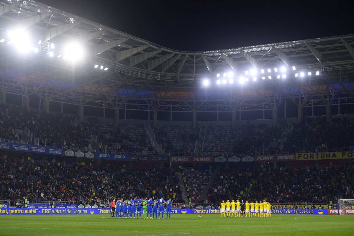 Edi Iordănescu, debut cu înfrângere pe banca naţionalei. România-Grecia 0-1, într-un meci amical