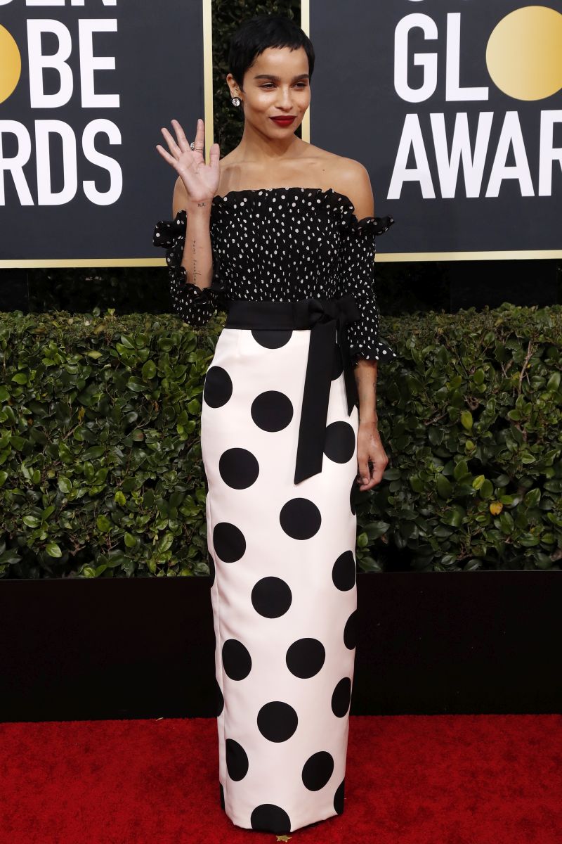 Cele mai spectaculoase ținute de la Globurile de Aur: Reese Witherspoon, Scarlett Johansson și Jennifer Aniston au impresionat cu ținutele lor