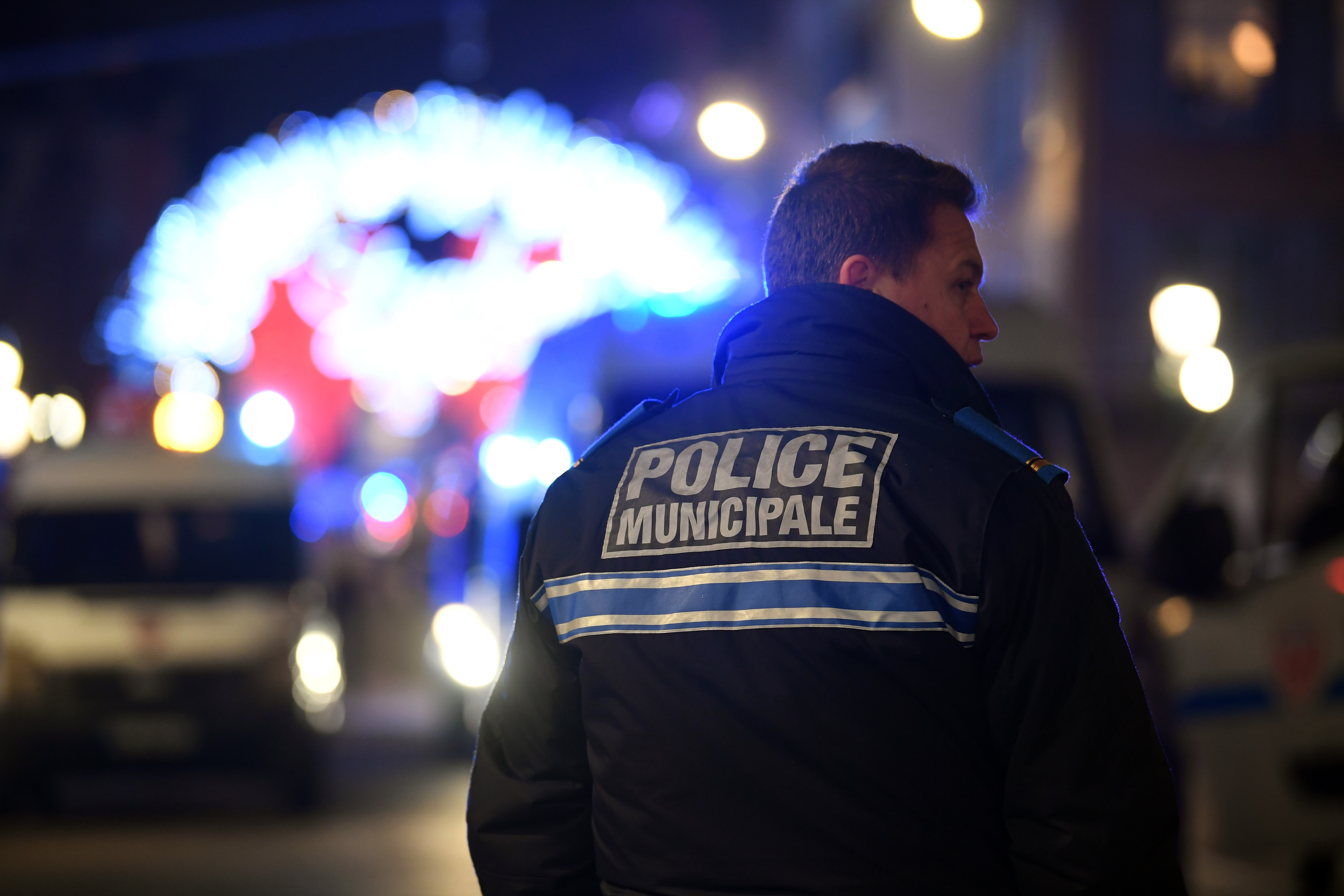 UPDATE: Atac armat la Strasbourg. Doi morți și mai mulți răniți în atentatul terorist. Atacatorul ar fi strigat "Allah Akbar" / FOTO&VIDEO