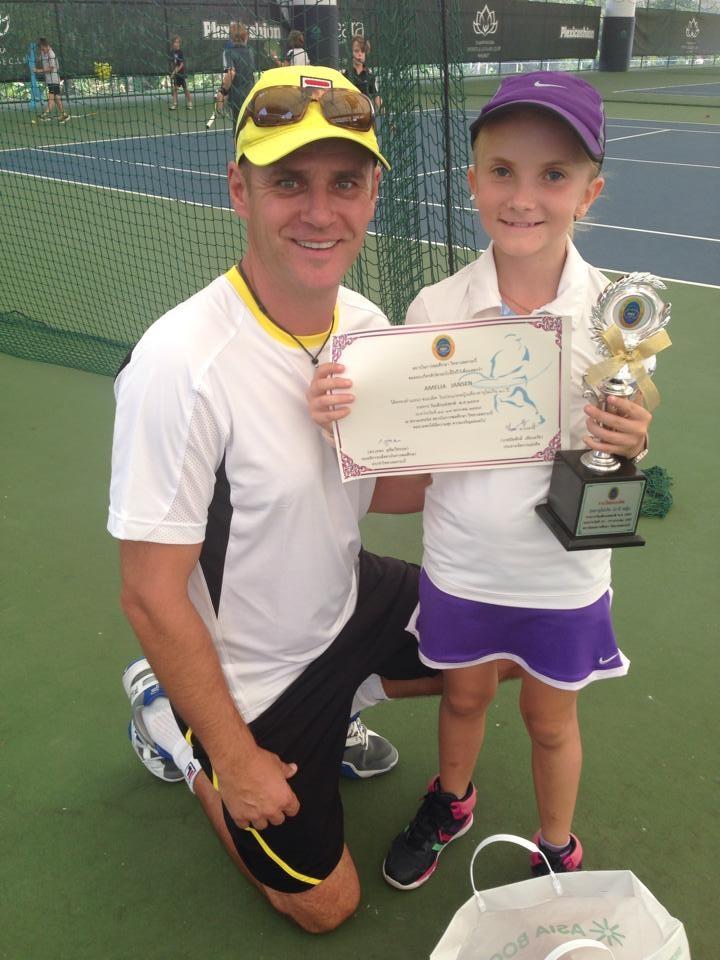 Aventurile fabuloase ale antrenorului de tenis Iulian Vespan. A fugit în Italia cu Adrian Voinea și a salvat-o de la moarte pe Alisa Kleybanova