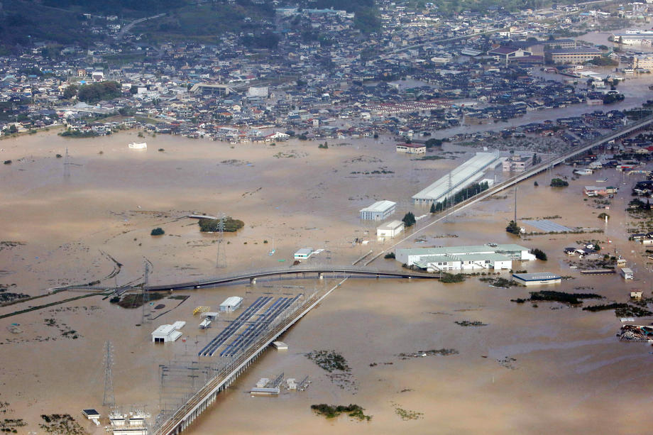 Japonia, lovită de cel mai puternic taifun din ultimele decenii. 18 oameni și-au pierdut viața, în timp ce autoritățile au recomandat evacuarea pentru șase milioane de japonezi