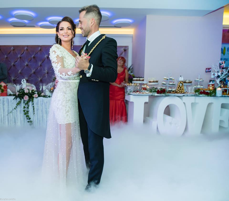 Cum a fost Deea Maxer mireasă a doua oară. Imagini de senzație de la nunta de 10 ani | FOTO