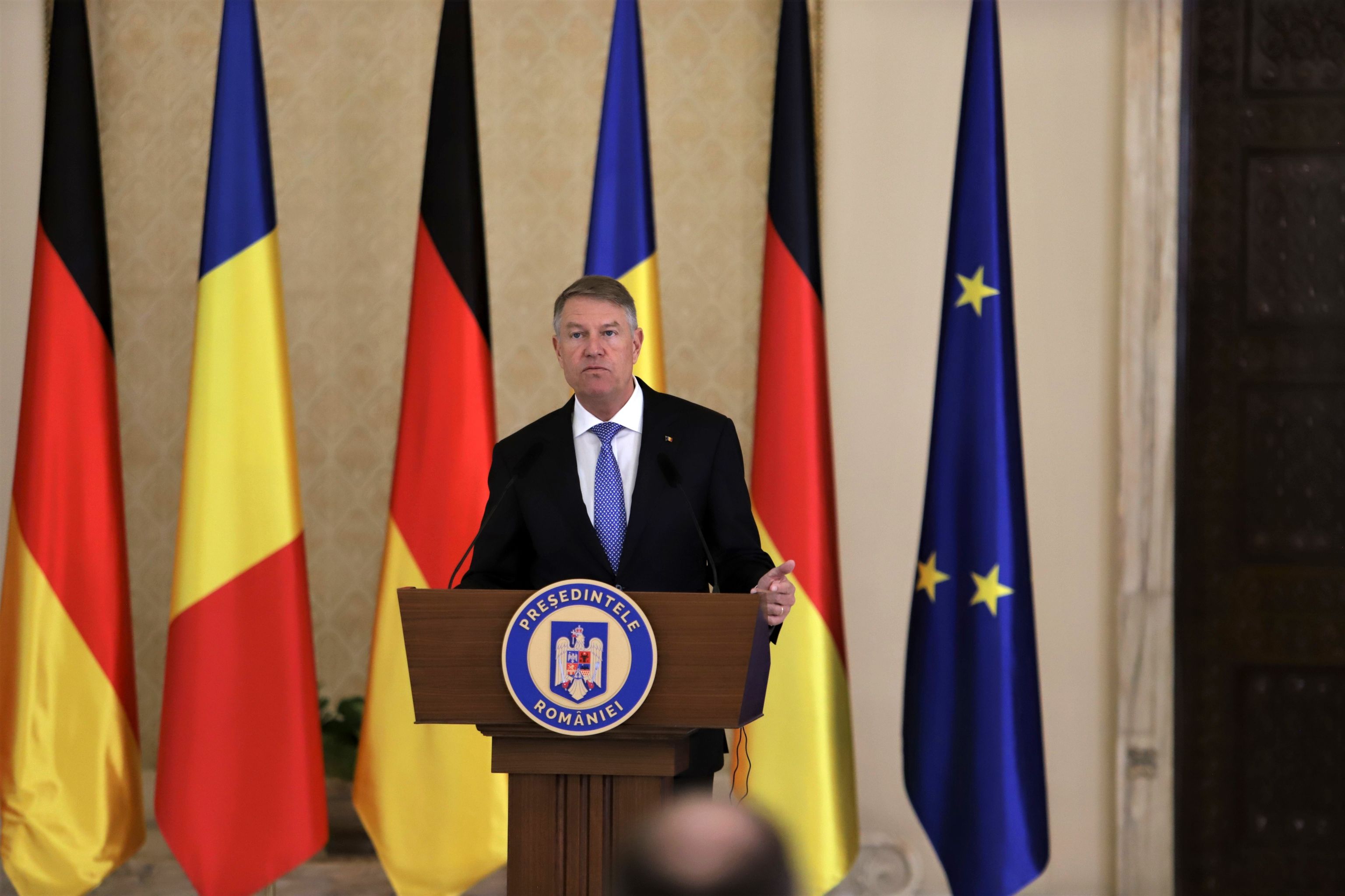 Klaus Iohannis se declară încrezător că rotativa guvernamentală va avea loc: „Nu cred că există o alternativă viabilă la coaliție”